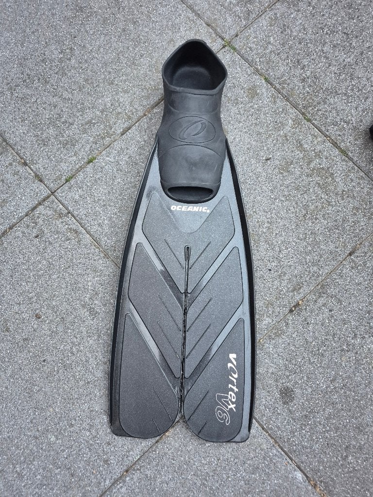 Oceanic vortex v6 binnenvinnen maat 43-44 zwart, Watersport en Boten, Ophalen of Verzenden, Zo goed als nieuw, Zwem- of Duikvliezen