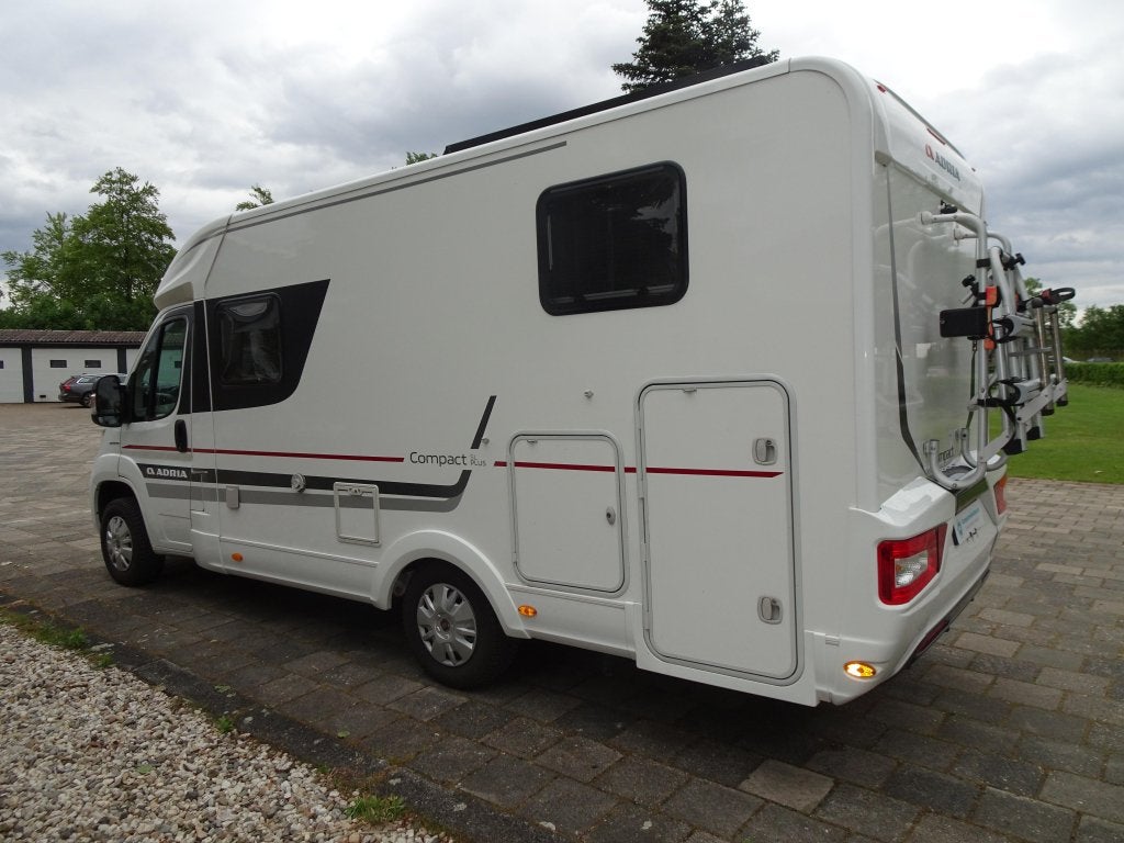 Luxe Adria Compact Plus SL, Caravans en Kamperen, Campers, Fiat, Afzuigkap, Tot en met 2, Bedrijf