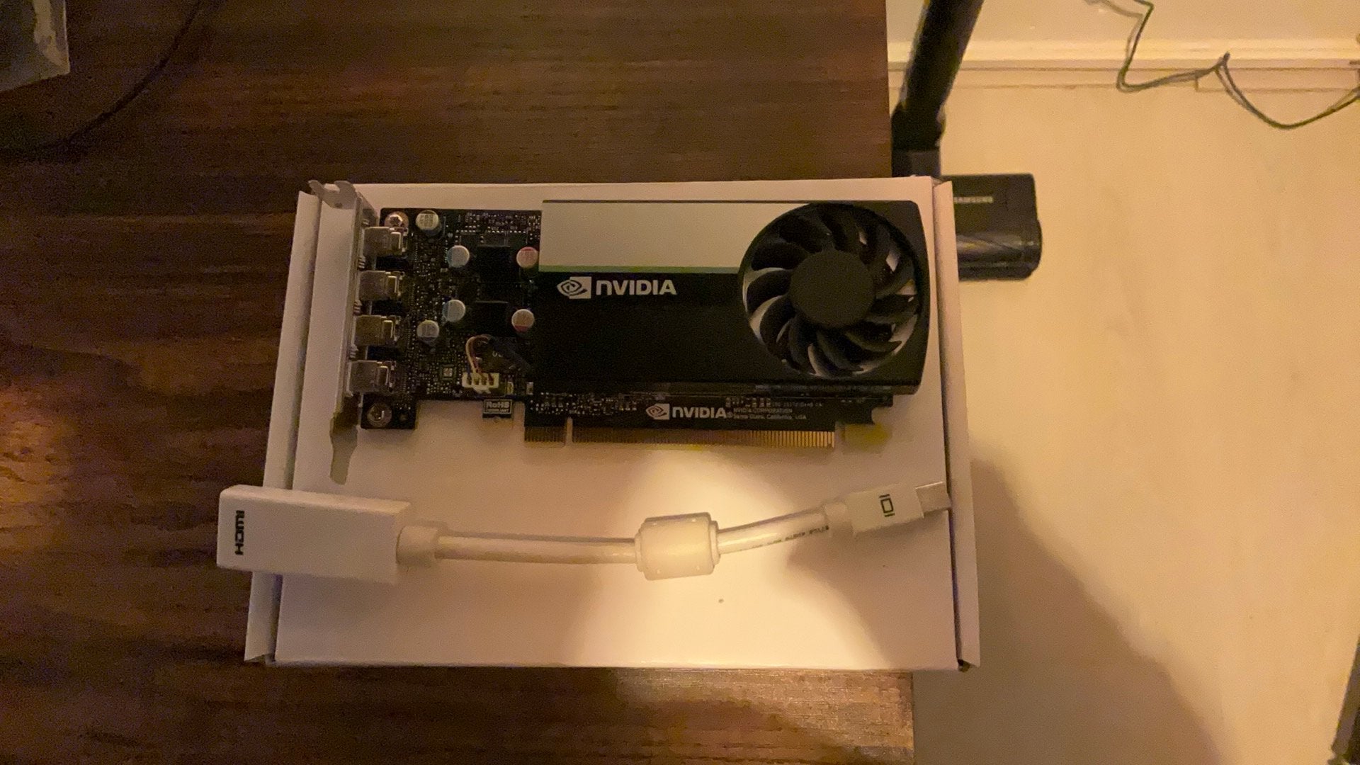 NVIDIA T1000 grafische kaart met 8GB GDDR6-geheugen, DisplayPort, GDDR6, PCI-Express 4, Ophalen of Verzenden