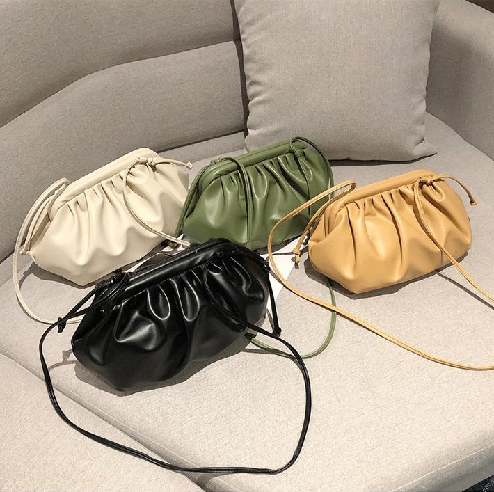 Dames leren schoudertas groene zwarte witte beige messenger, Sieraden, Tassen en Uiterlijk, Tassen | Schoudertassen, Verzenden