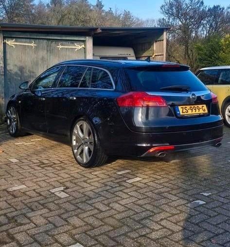 Opel Insignia 2.0 Turbo 162KW Sports Tourer AT 2009 Zwart, Auto's, Opel, 1998 cc, Zwart, 4 cilinders, Parkeersensor