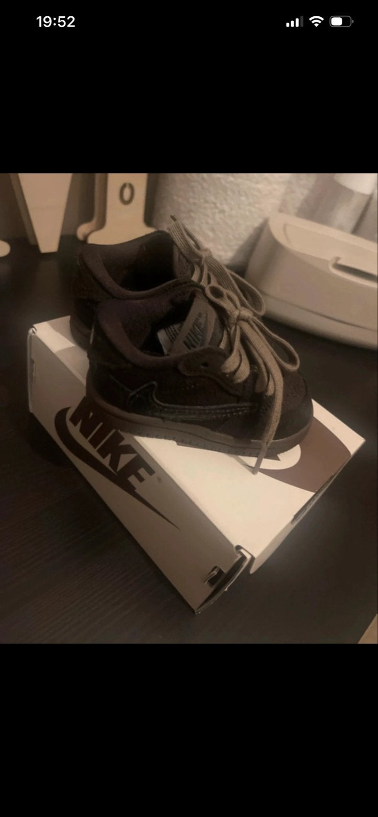 Nike Jordan 1 Low Travis Scott Baby Schoenen, Kinderen en Baby's, Ophalen of Verzenden, Nieuw, Jongen of Meisje, Schoenen