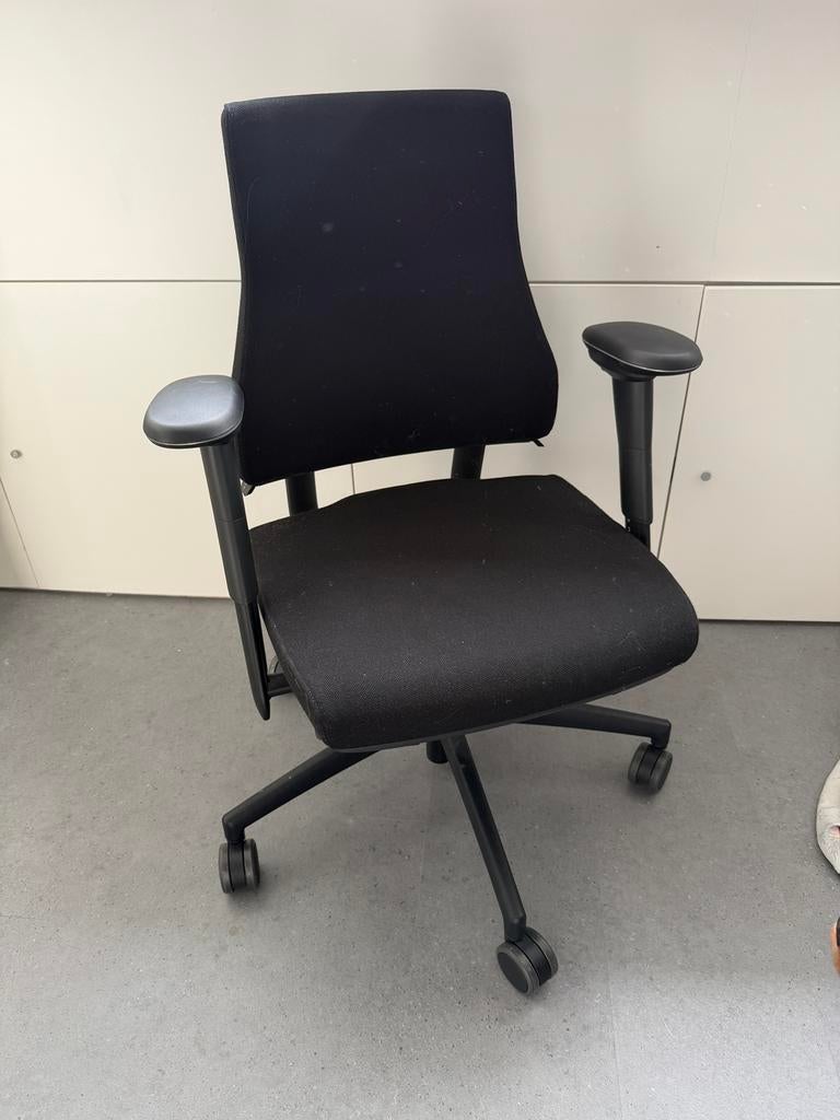 Bureaustoel ergonomisch, Ophalen, Ergonomisch, Zo goed als nieuw, Zwart