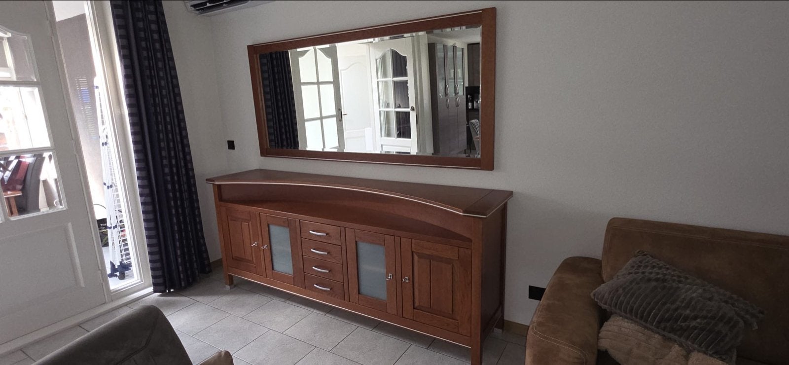 Dressoir met spiegel - Eikenhout, Huis en Inrichting, Ophalen, Gebruikt, Eikenhout, 200 cm of meer
