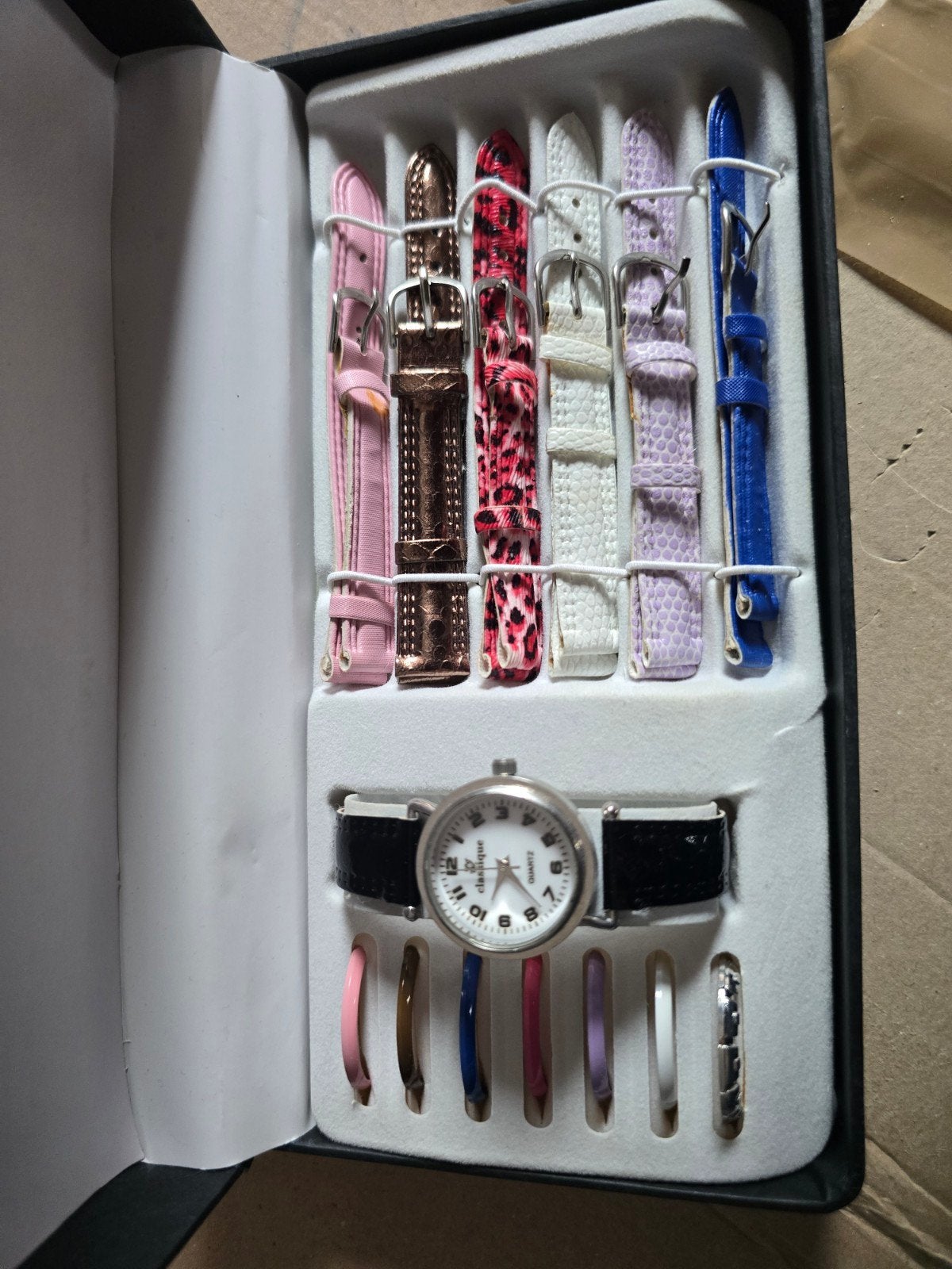 Kinderhorloge met verwisselbare bandjes en ringetjes, Ophalen, Nieuw, Meerkleurig, Jongen of Meisje