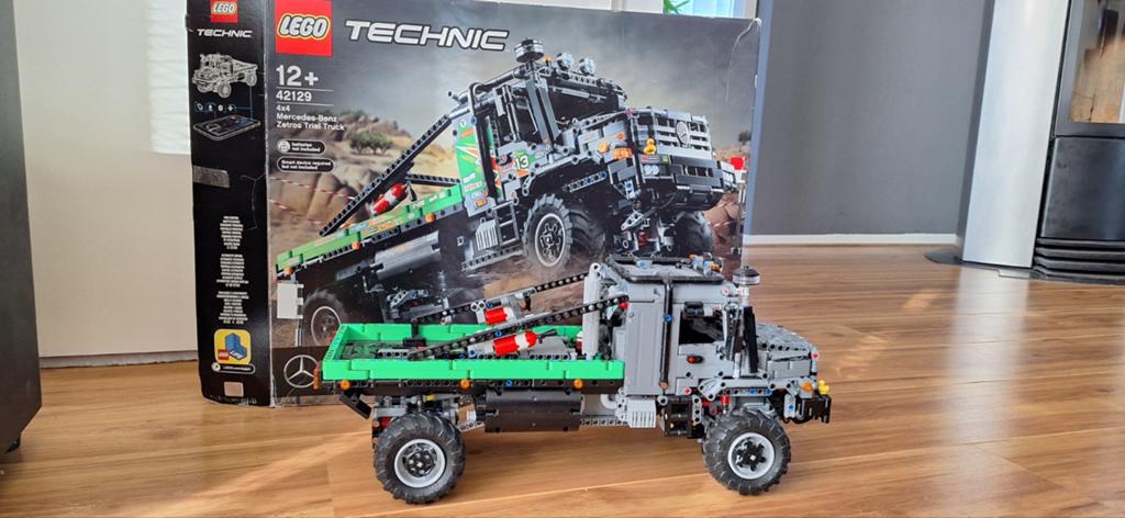 Lego technic set 42129 Mercedes benz zetros trial., Kinderen en Baby's, Speelgoed | Duplo en Lego, Lego, Ophalen of Verzenden