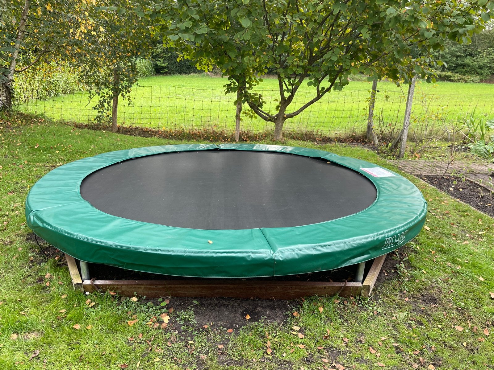 Trampoline  3m. Met keurige veiligheidsrand