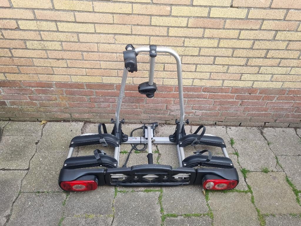 Fietsendrager Uebler Voor 2 E-bike's 90* Kantelbaar, Ophalen, Gebruikt, Elektrische fiets, 2 fietsen