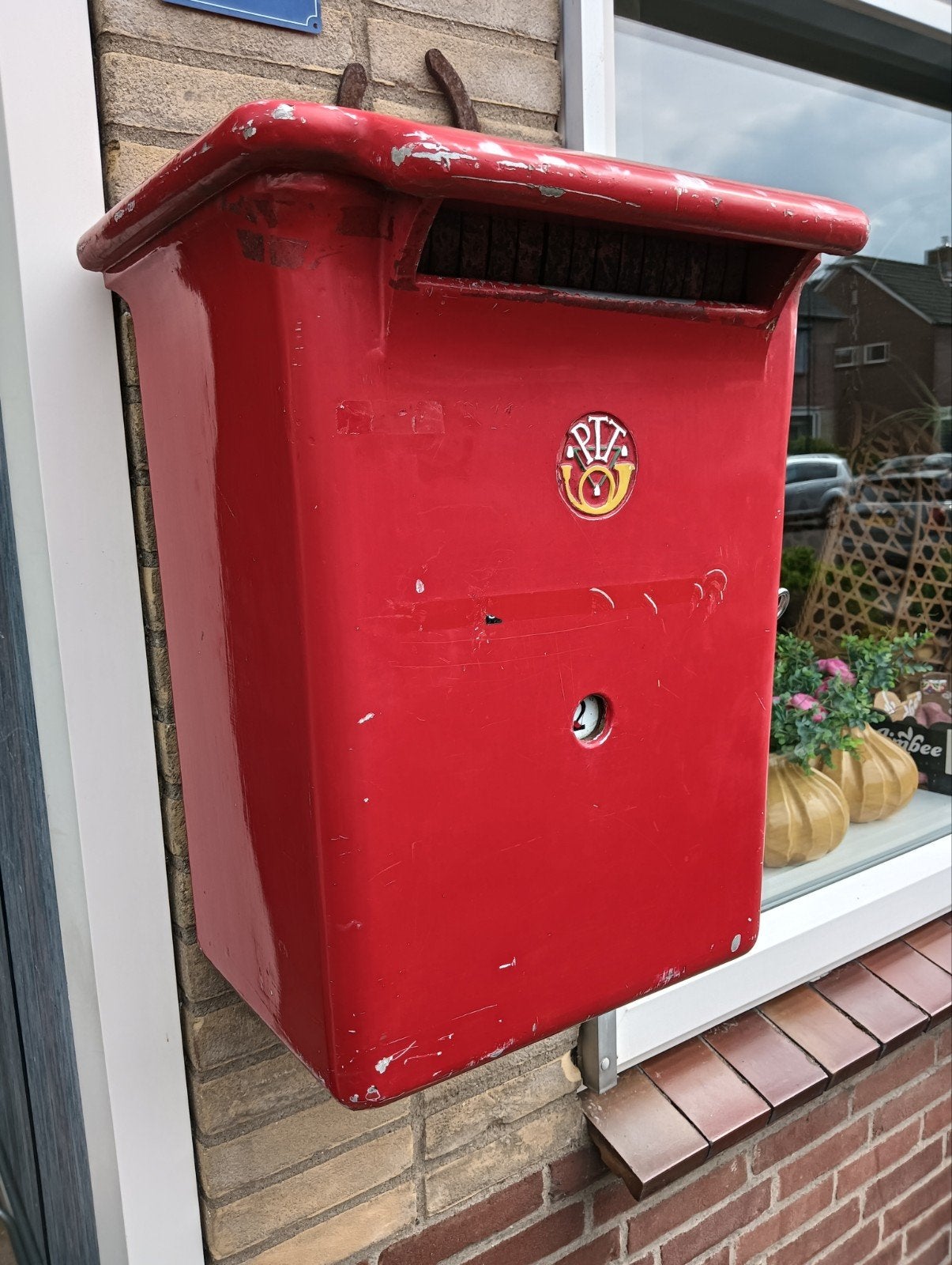 antieke brievenbus ptt, Tuin en Terras, Ophalen, Gebruikt, IJzer, Wandbrievenbus
