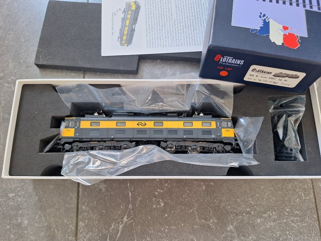 Elotrains ns 1500 AC digitaal Marklin AC, Wisselstroom, Locomotief, Ophalen, Overige merken