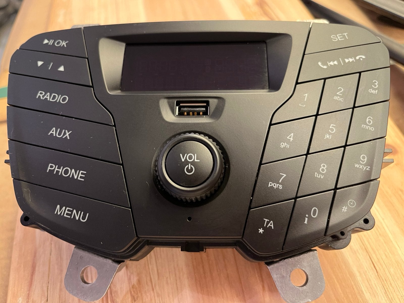 Orinele Ford Transit radio, Ophalen of Verzenden, Zo goed als nieuw