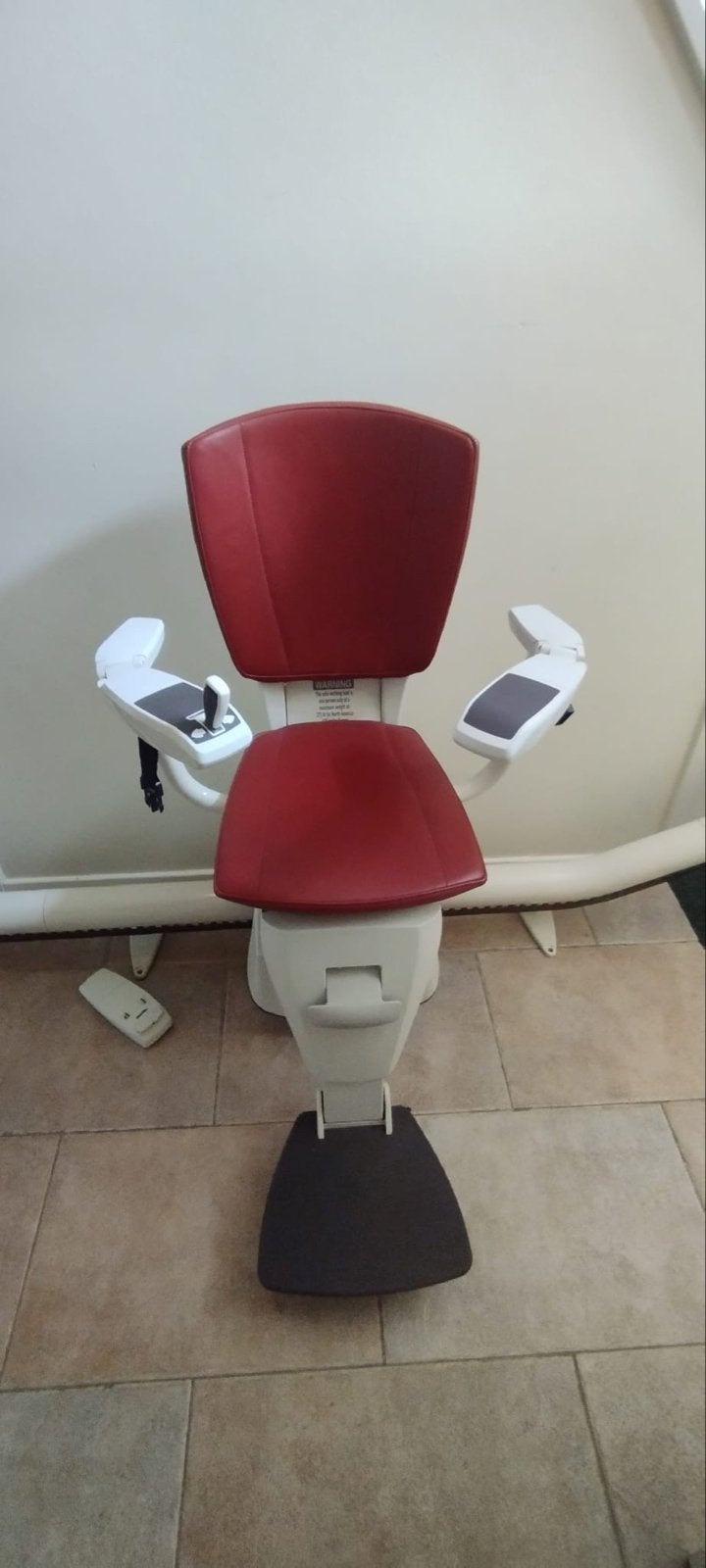 Te koop thyssen krupp traplift, Diversen, Trapliften, Ophalen, Gebruikt, Met bocht