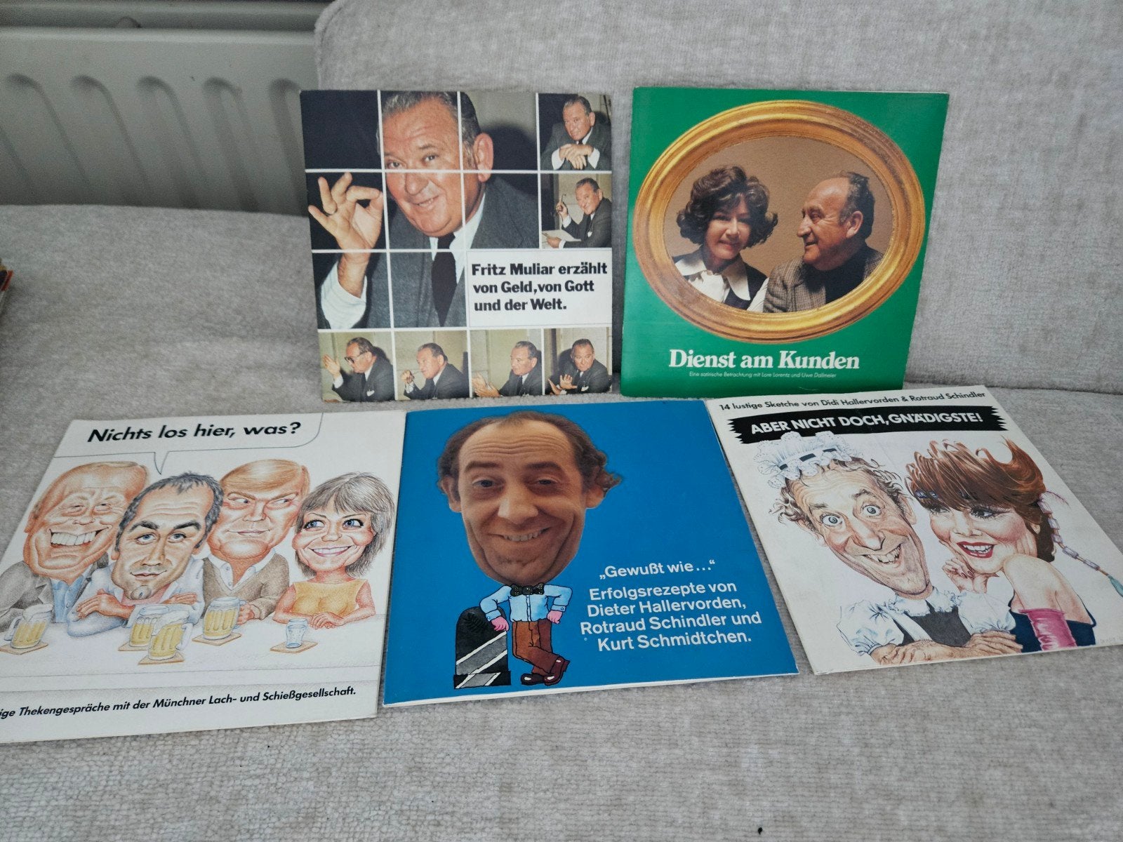 5 Duitstalige cabaret / satire singles, Cd's en Dvd's, Ophalen of Verzenden, Gebruikt