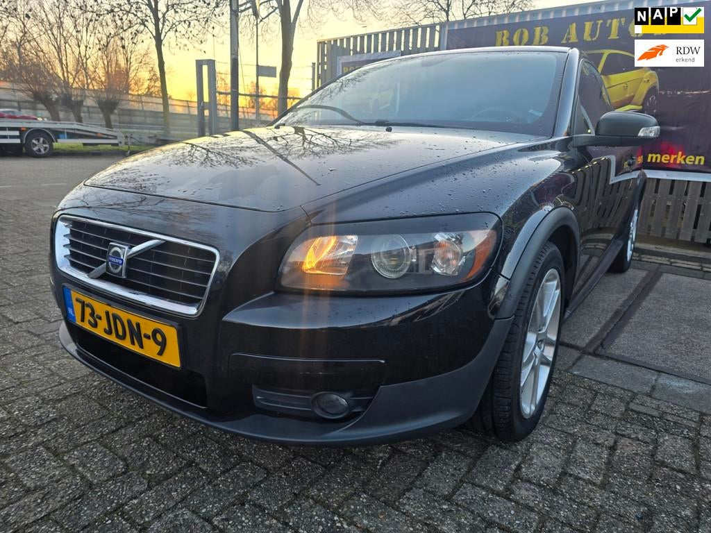Volvo C30 1.8 Sport/airco/nap/apk 29-04-2027/rijd schakelt g, 125 pk, Gebruikt, 4 cilinders, Zwart