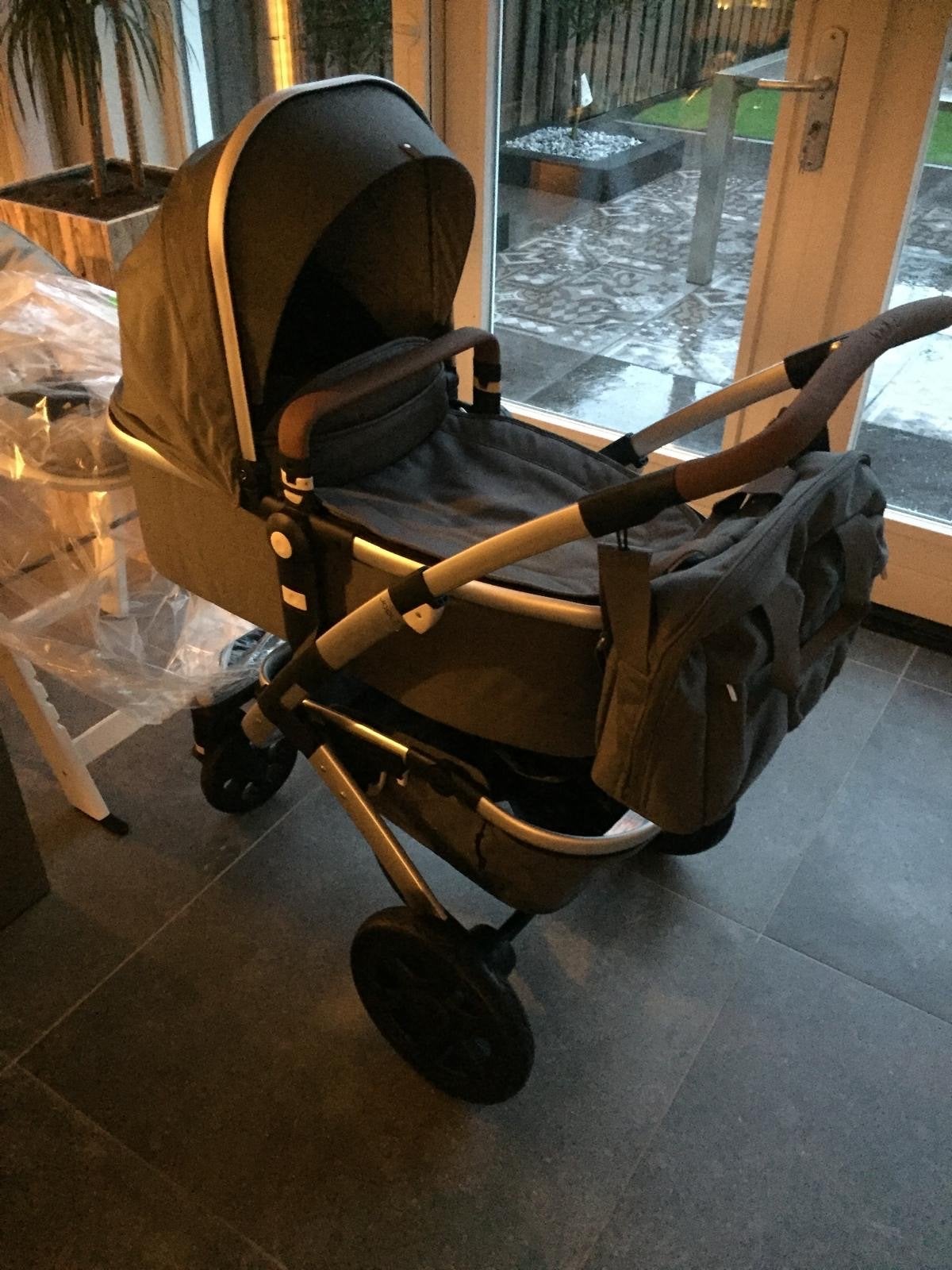 Joolz Geo 3 Combiwagen met reiswieg en zitje, Gebruikt, Combiwagen, Met reiswieg, Ophalen