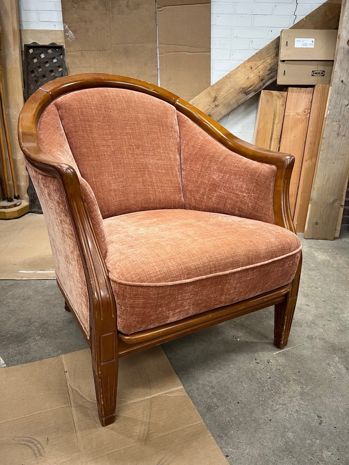 Vintage Fauteuil met Houten Frame en Roze Bekleding, Antiek en Kunst, Ophalen