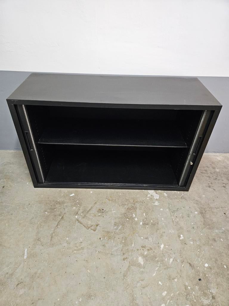Roldeurkast, Ophalen, 25 tot 50 cm, 100 tot 150 cm