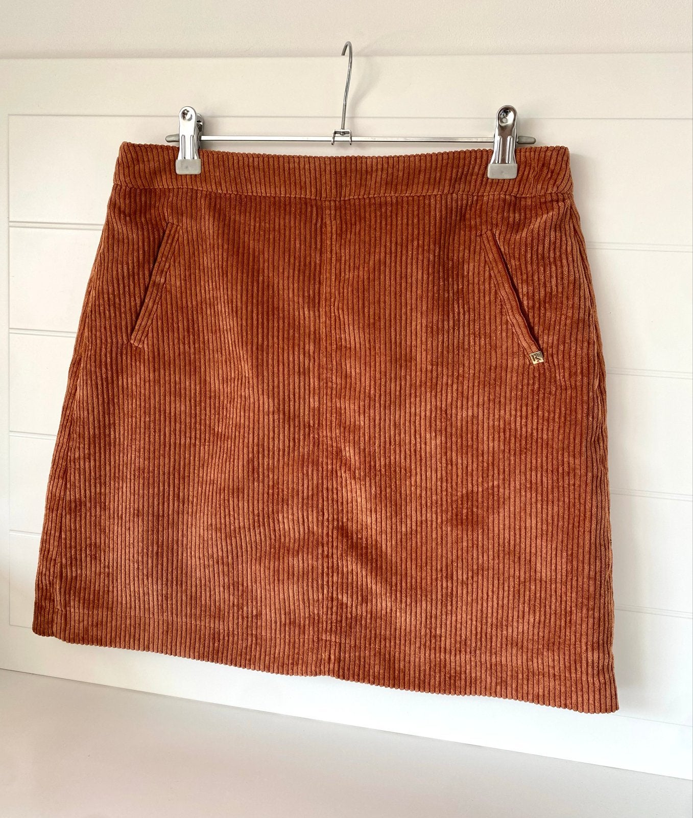 Kocca Jeans ribfluwelen rok - Maat 44 (L), Bruin, Maat 42/44 (L), Ophalen of Verzenden, Zo goed als nieuw