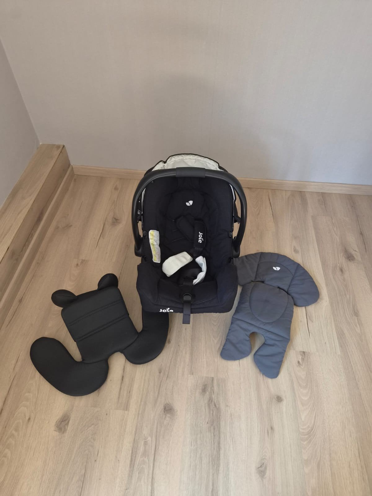 Mutsy Nio combiwagen met reiswieg, zitje en autostoel, Kinderen en Baby's, Ophalen, Gebruikt, Combiwagen, Mutsy