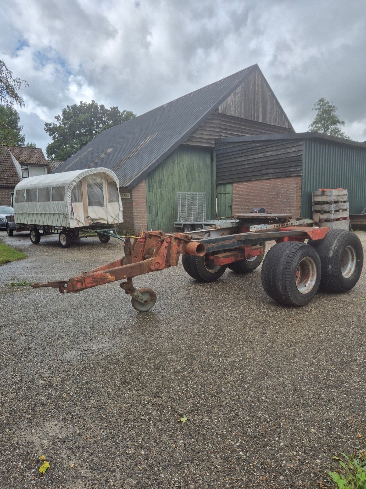 Landbauw dolly, Ophalen