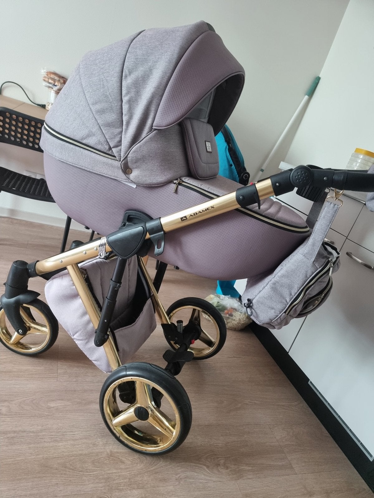 Adamex Luciano Combiwagen - Zo goed als nieuw, Verstelbare duwstang, Zo goed als nieuw, Ophalen, Kinderwagen