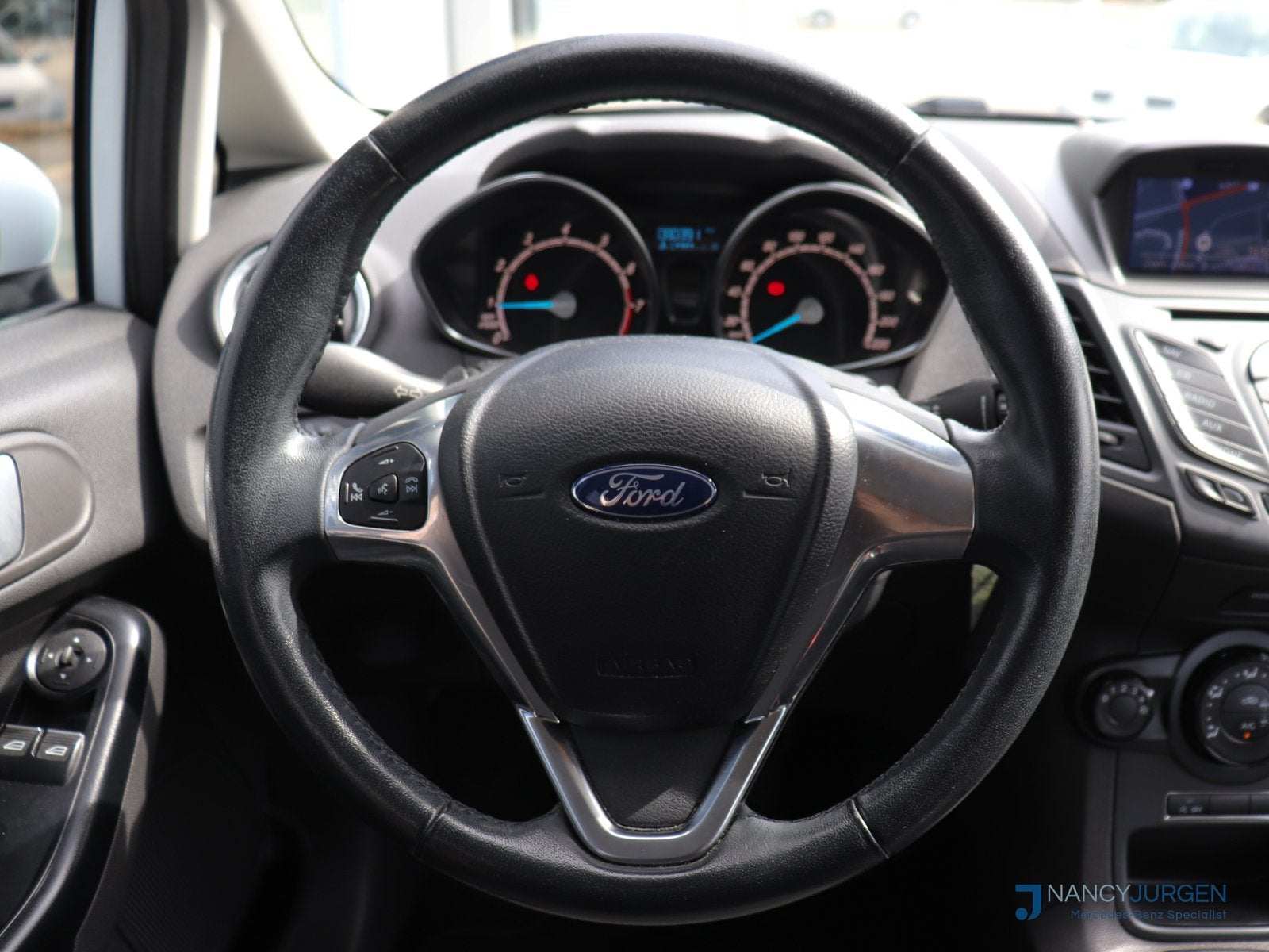 Foto 15 van Ford Fiesta 1.0 Style | Essential | Airco | Navi | Bluetooth
