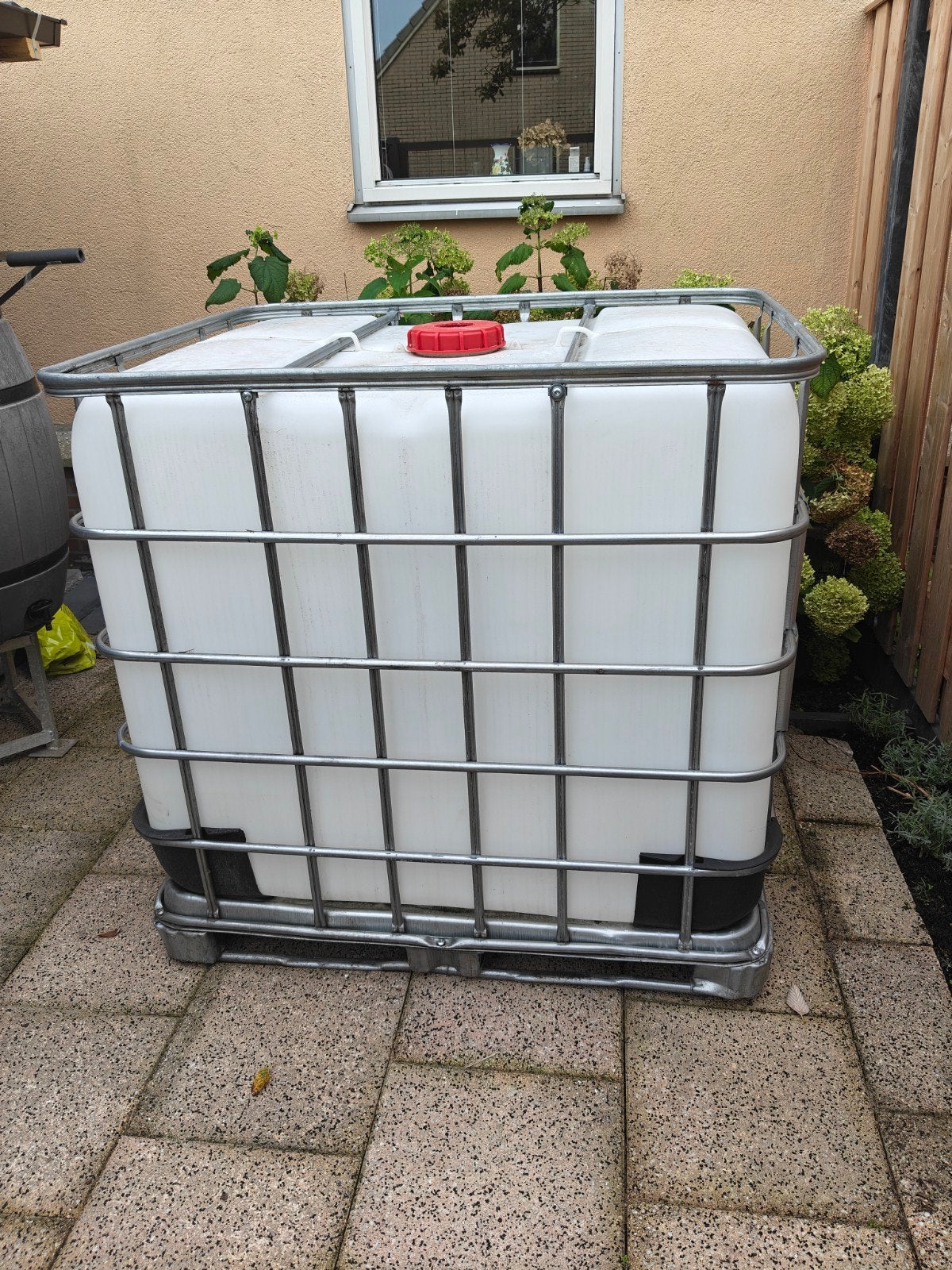 IBC container 1000 liter met kraan, Kunststof, Gebruikt, Met kraantje, 150 liter of meer