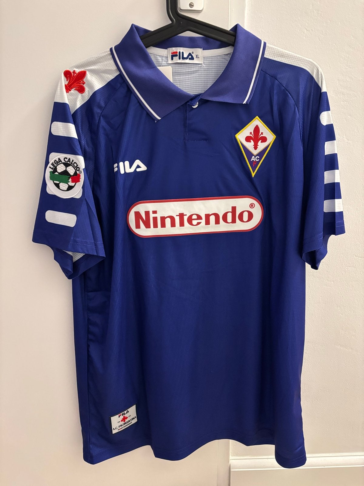 Retro Fiorentina Batistuta medium nintendo vintage fila, Maat 48/50 (M), Paars, Nieuw, Ophalen of Verzenden