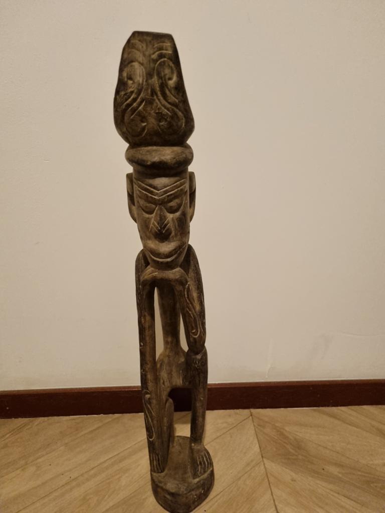 Beeld uit indonesie sumatra batak, Handgemaakt, Beeld, Hout, Bruin