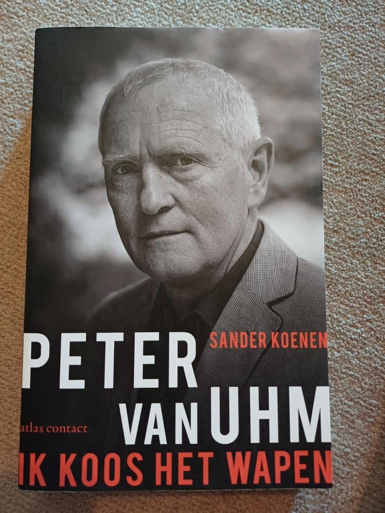 Peter van Uhm - Ik koos het wapen, Boeken, Ophalen of Verzenden, Zo goed als nieuw, Peter van Uhm; Sander Koenen
