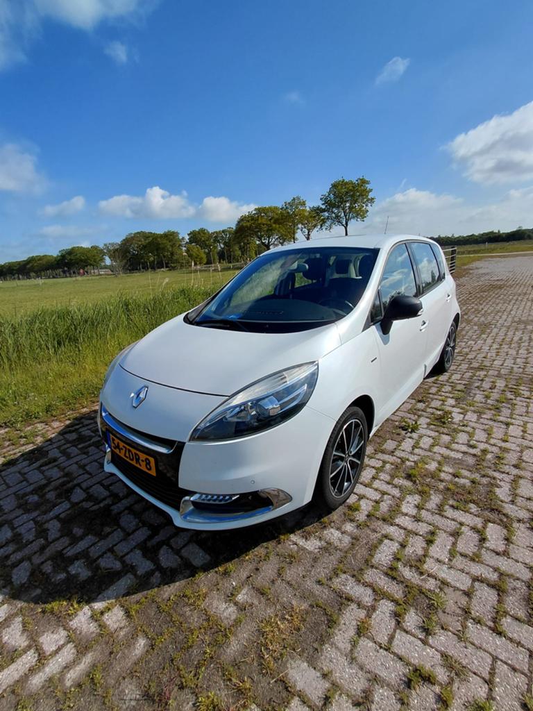 Renault Scénic 1.2 TCE 85KW 2012 Wit, Voorwielaandrijving, Euro 5, 4 cilinders, Leder en Stof