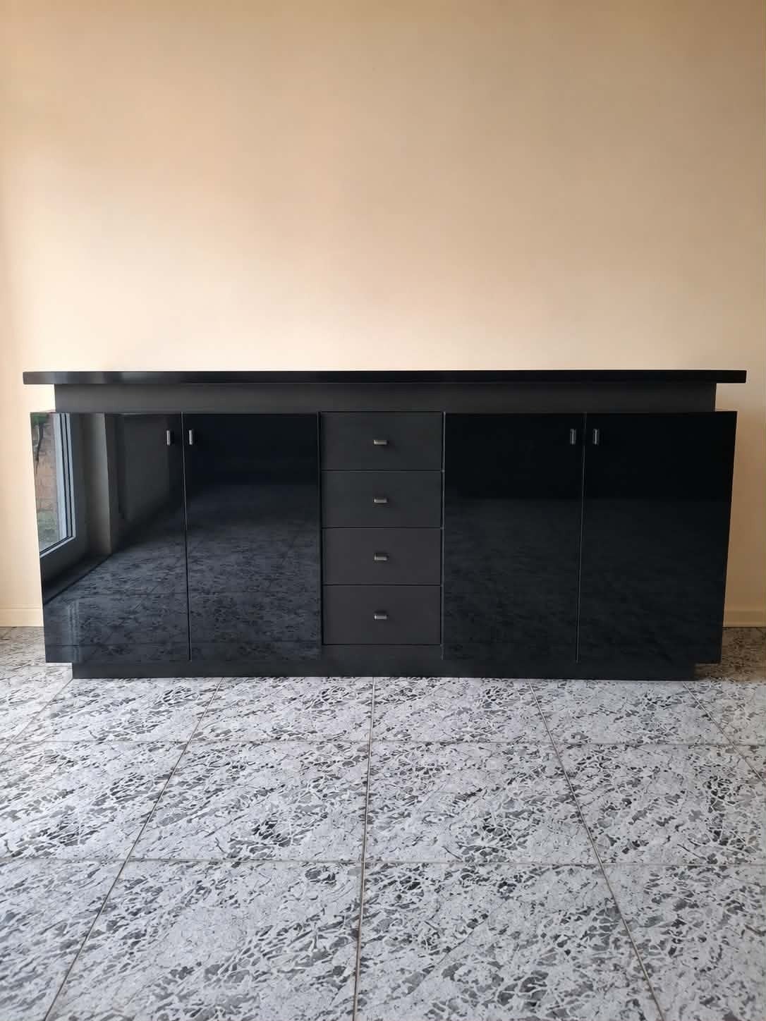 Hoogglans zwart dressoir en vitrinekast, Ophalen, Met deur(en), Glas, Modern, Strak