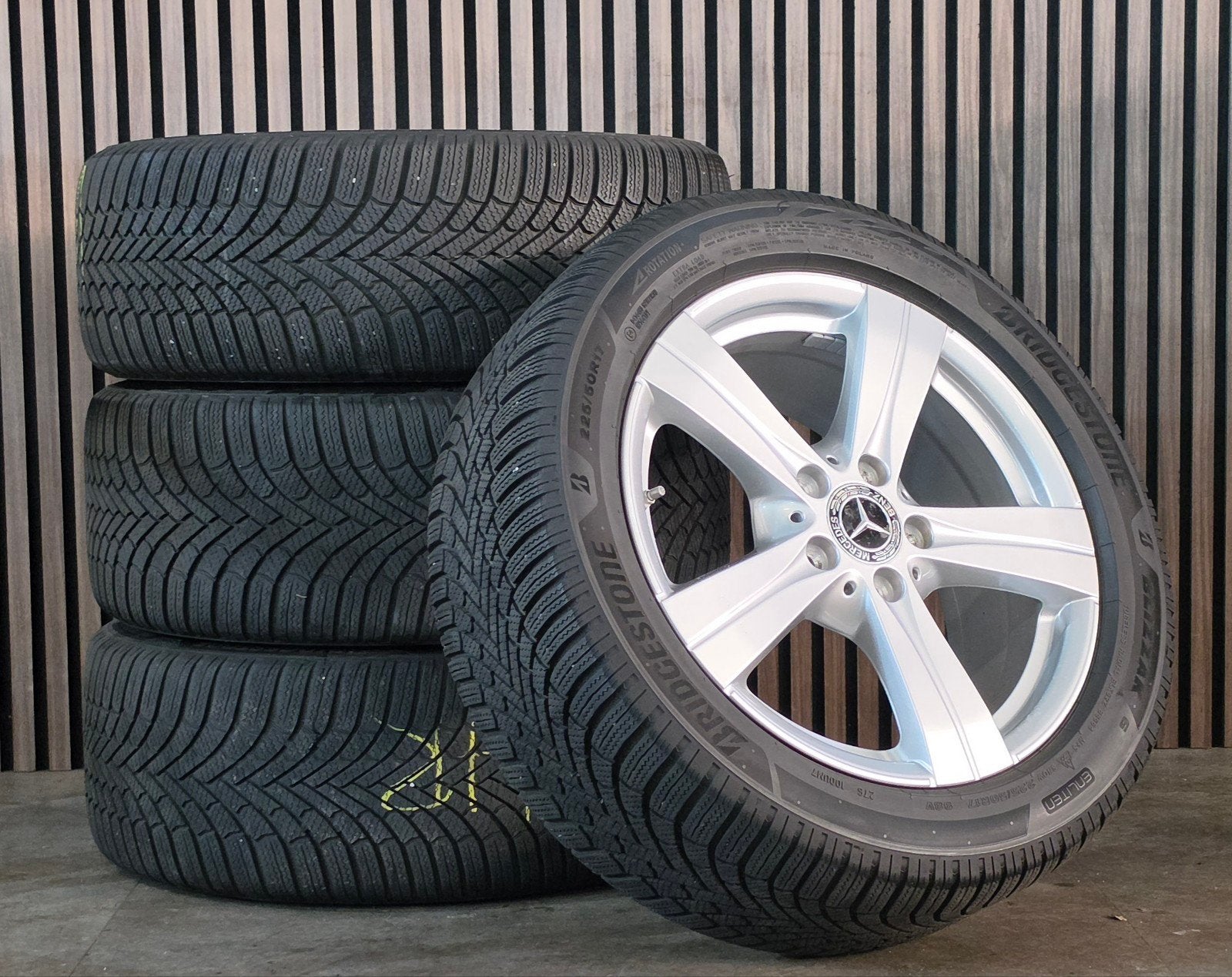 Nette 17" Orig MERCEDES Breedset velgen+Goede Winterbanden, Banden en Velgen, 17 inch, Mercedes, Personenwagen
