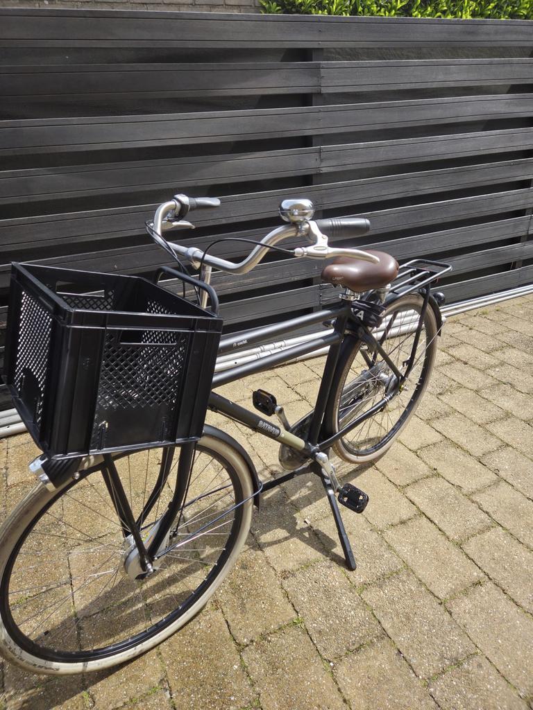 Batavus heren transportfiets 28 inch met krat, 3 versn., Fietsen en Brommers, Fietsen | Heren | Herenfietsen, Ophalen of Verzenden