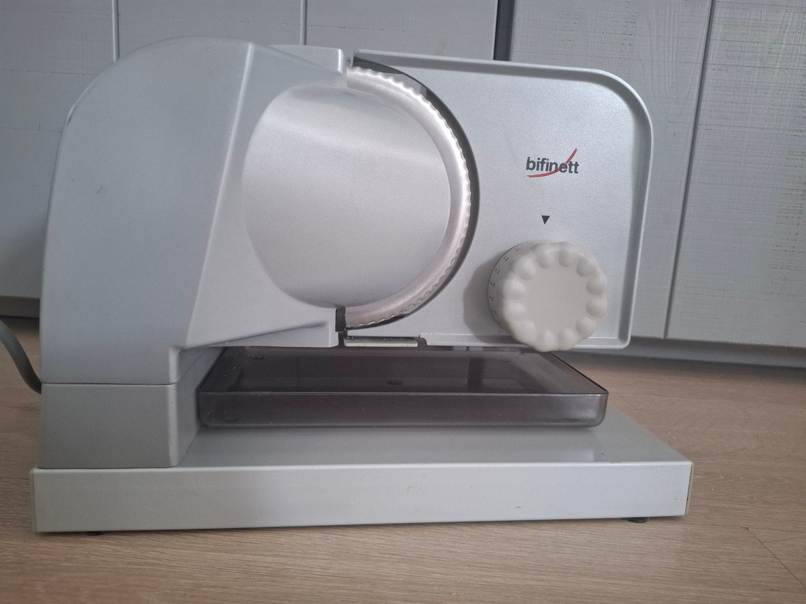 Bifinett Broodsnijmachine / Vleeswarensnijder - Goede staat, Witgoed en Apparatuur, Ophalen