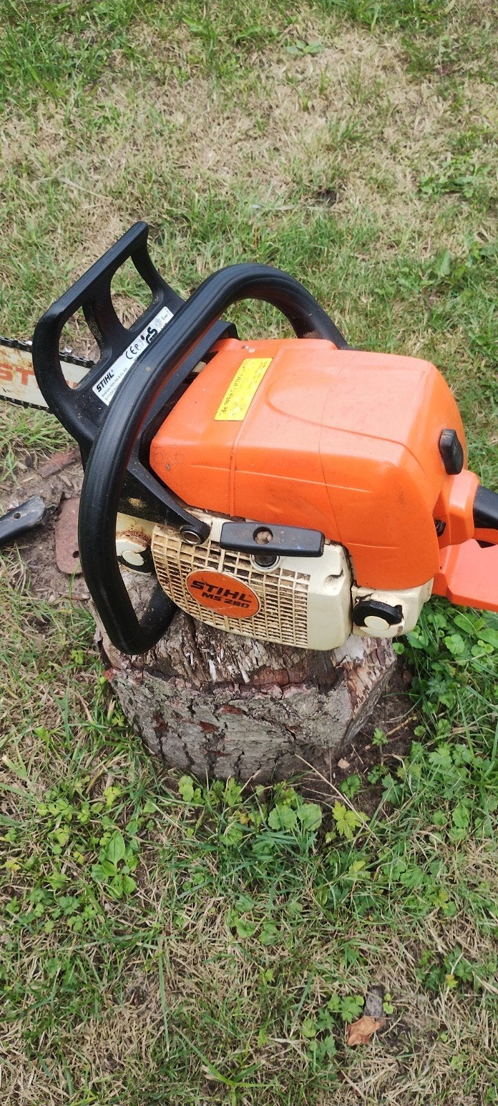 Stihl Kettingzaag, Ophalen, 1200 watt of meer, Kettingzaag, 30 tot 70 mm