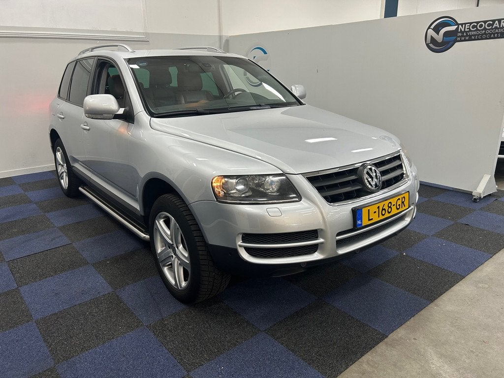 Volkswagen Touareg 3.0 V6 TDI Highline / SUPER NETJES / RIJD, Gebruikt, Leder, Bedrijf, Diesel
