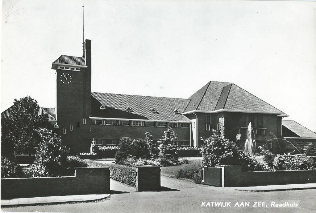 Ansichtkaart KATWIJK AAN ZEE   RAADHUIS, Verzenden, 1960 tot 1980, Gelopen, Zuid-Holland