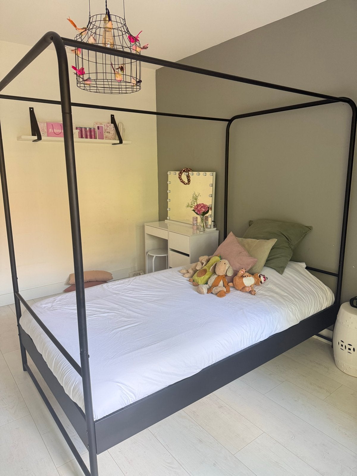 Vtwonen Hemelbed Zwart Metaal 200x120 - Kinderkamer, Ophalen, Gebruikt, 180 cm of meer, 100 cm of meer