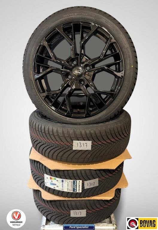 Ford Fiesta B-Max:  4 Seizoenset|205-45-17|1317, Gebruikt, Banden en Velgen, 17 inch, 205 mm