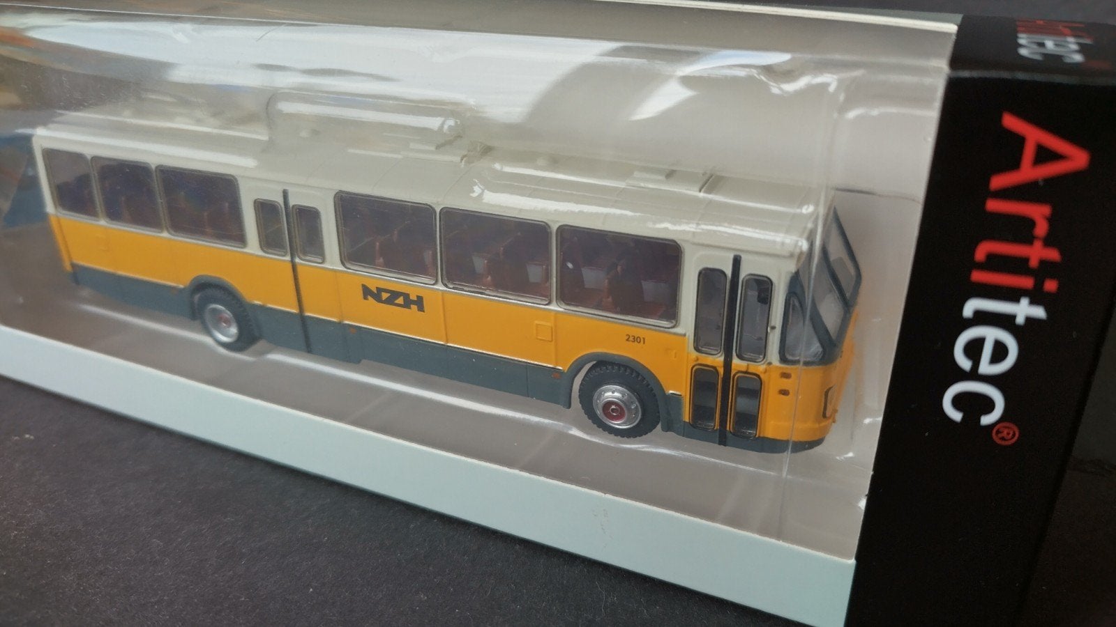 Leyland Den Oudsten Streek bus NZH 2301 1:87 Artitec Pol, Hobby en Vrije tijd, Modelauto's | 1:87, Overige merken, Nieuw, Bus of Vrachtwagen