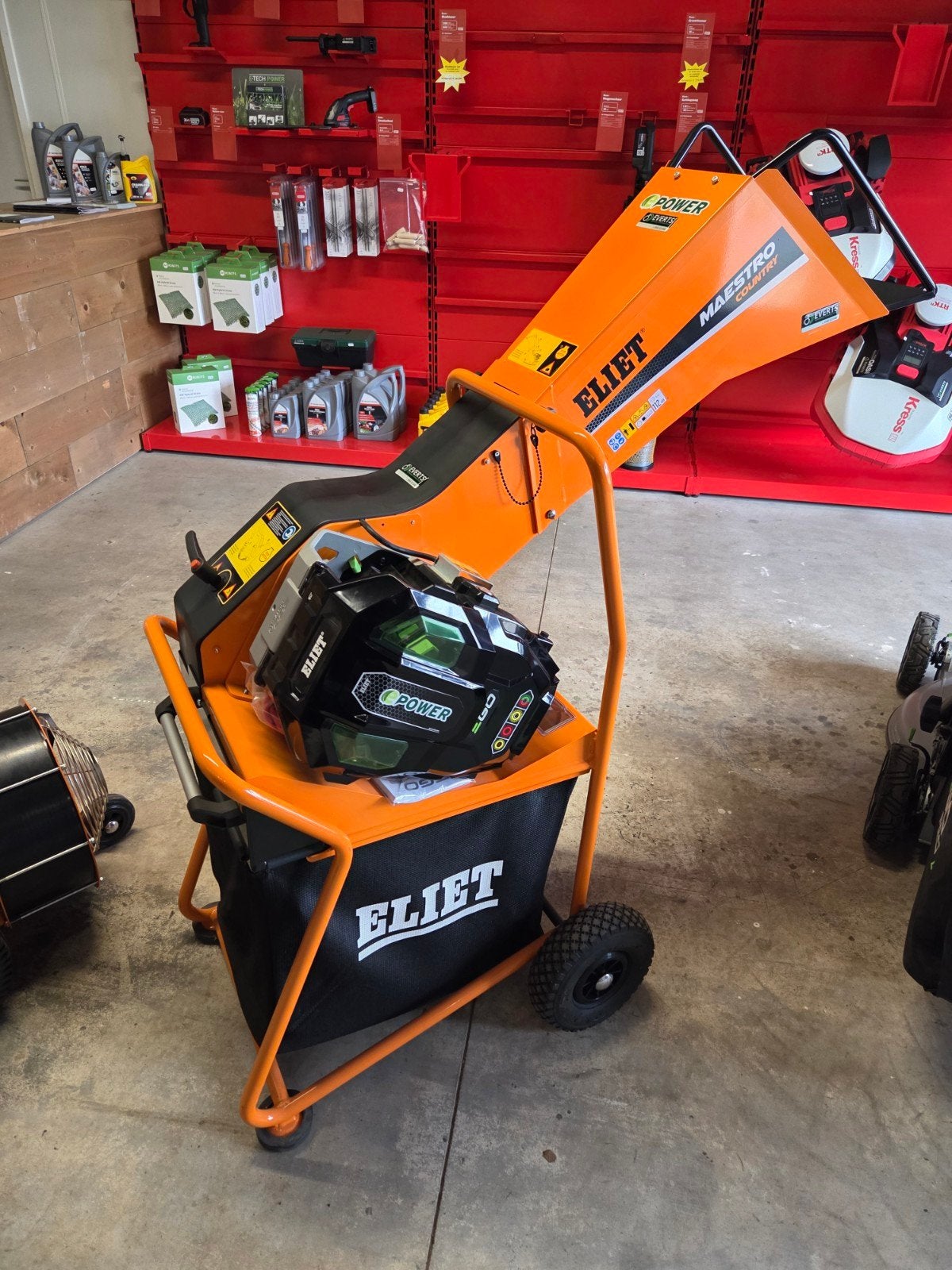Eliet Maestro country Hakselaar - Krachtig en Compact, Tuin en Terras, Hakselaars, Nieuw, Elektrisch, Met opvangzak, Ophalen