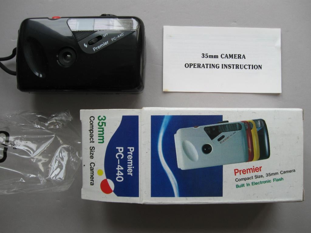 FOTO CAMERA MET FLITSER – ROLLETJE 35 MM – NIEUW, Audio, Tv en Foto, Fotocamera's Analoog, Ophalen of Verzenden, Nieuw, Compact