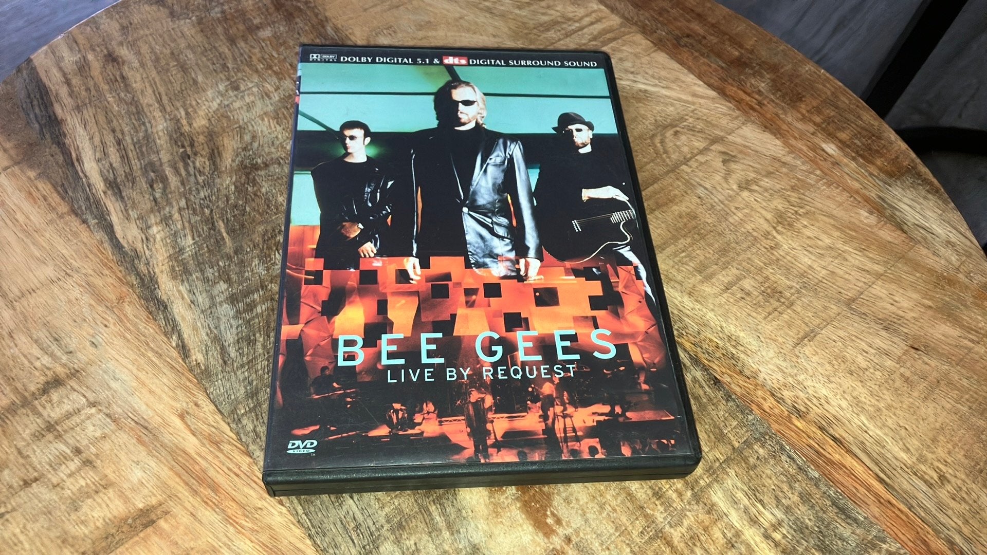 Bee Gees Live by Request dvd      (11), Alle leeftijden, Ophalen of Verzenden, Zo goed als nieuw