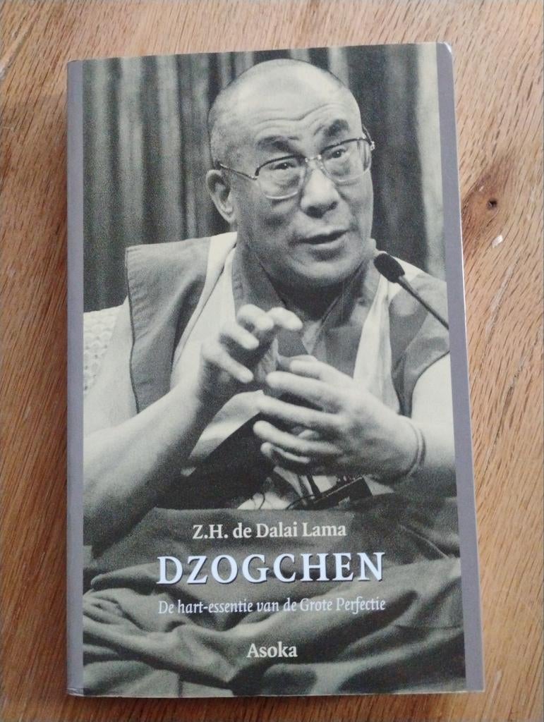 Dzogchen: Dalai Lama Asoka, Z.H. de Dalai Lama, Achtergrond en Informatie, Spiritualiteit algemeen, Ophalen of Verzenden