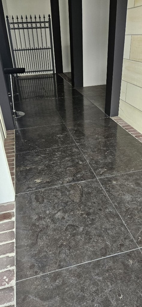 66 tegels 800x800 antraciet, ruim 40m2, Doe-het-zelf en Verbouw, Ophalen, 60 cm of meer, Gebruikt, 10 m² of meer