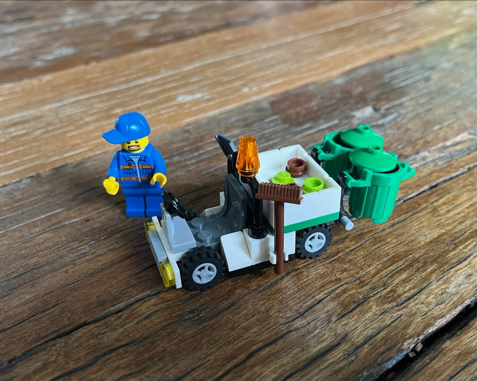 LEGO City 30313 Vuilniswagen met minifiguur, Kinderen en Baby's, Lego, Ophalen of Verzenden, Complete set, Inclusief instructies