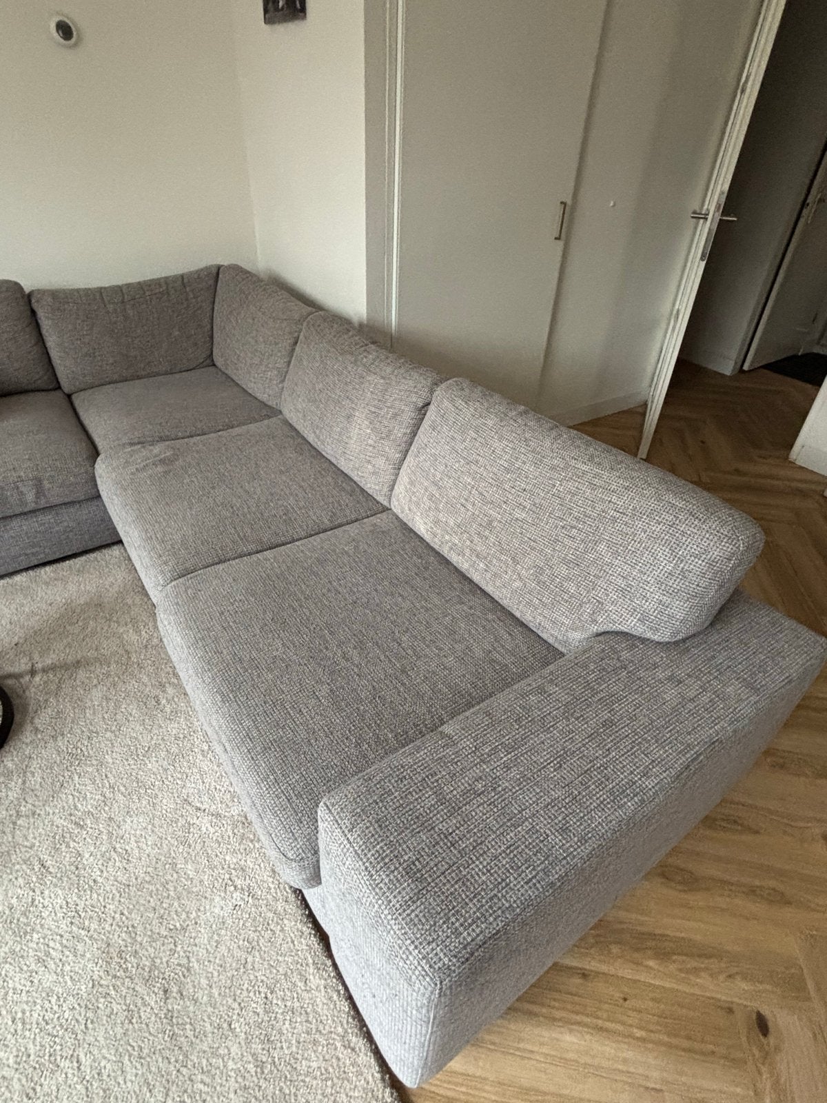 Grijze hoekbank - 3.00x2.60 mtr - Vlekken te reinigen, Huis en Inrichting, Gebruikt, Hoekbank, 300 cm of meer, Ophalen of Verzenden