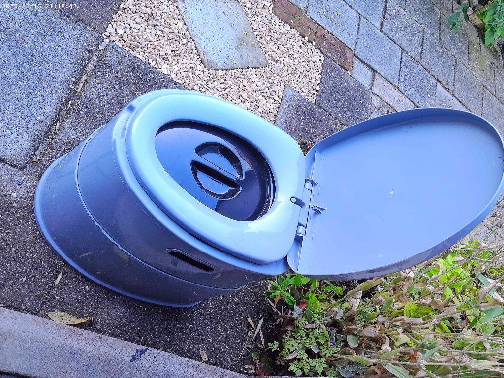 camping wc 2 stuks, Ophalen, Zo goed als nieuw