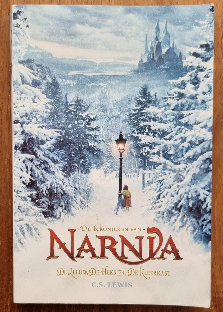 Narnia: De leeuw, de heks en de kleerkast - C.S. Lewis, Ophalen of Verzenden, Gelezen, C.S. Lewis